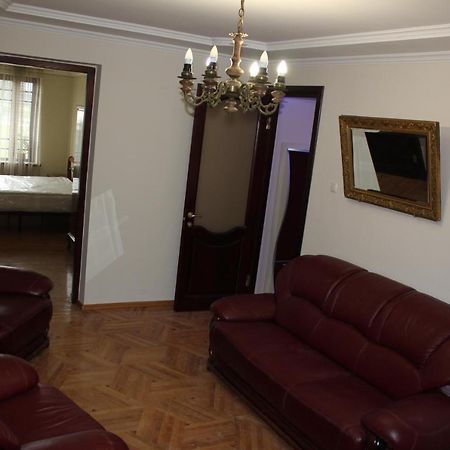 Chekin Imereti Kutaisi Bagian luar foto