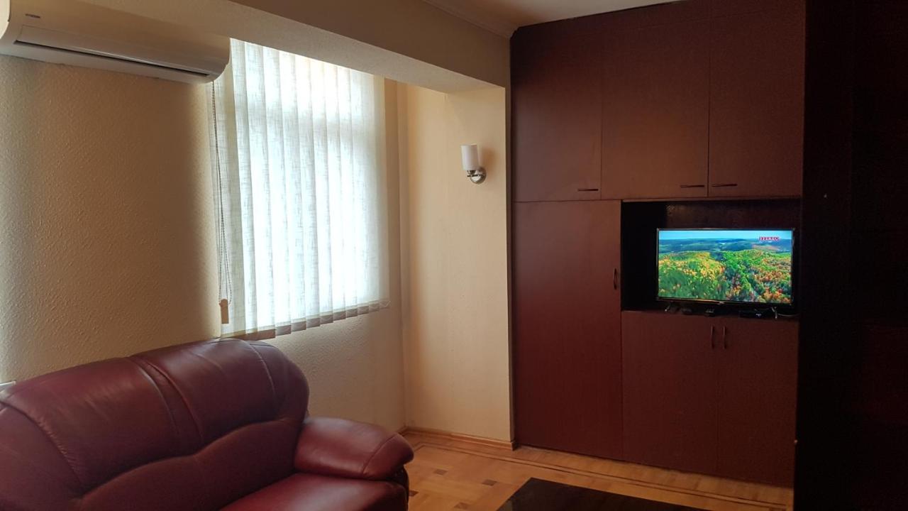 Chekin Imereti Kutaisi Bagian luar foto