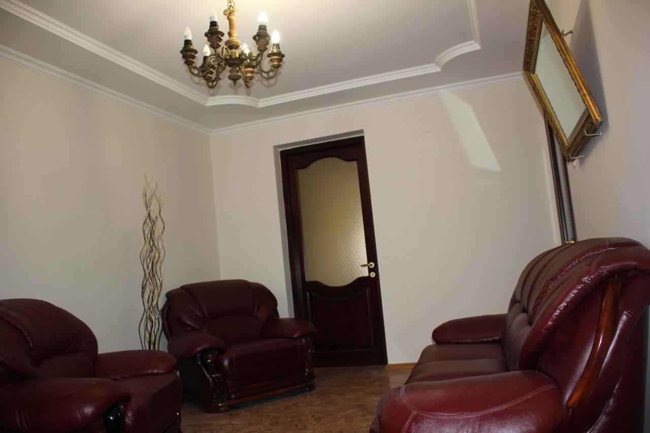Chekin Imereti Kutaisi Bagian luar foto